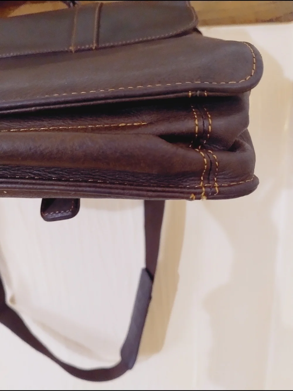 Wilson's Leather Mahogany Leather Laptop Messenger - Classic Briefcase Style